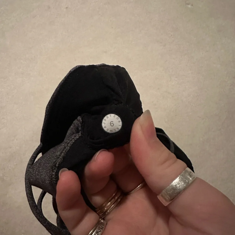 Lululemon Free to Be Serene Bra - Picture 3 of 3